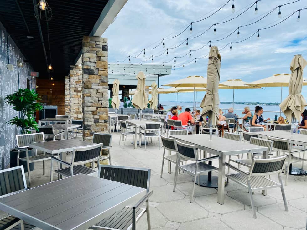 Oak and Stone Bradenton: Stone's Throw From Amazing Waterfront Views